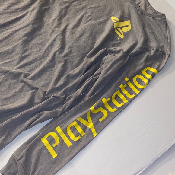 PlayStation Adult Large long Sleeve Gray And Yellow Tee Shirt - Picture 4 of 5